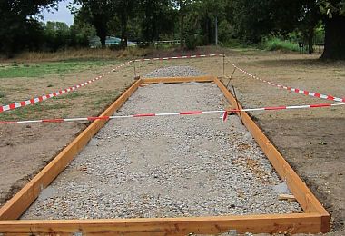 Schotter in Boulebahn
